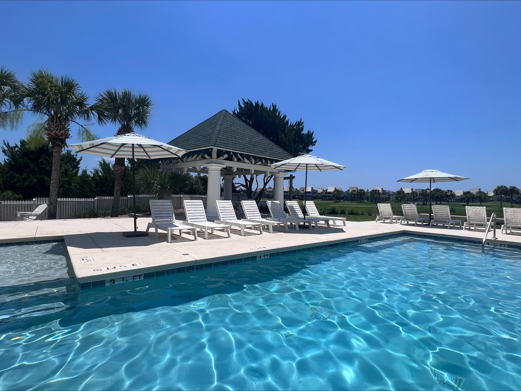 Hammocks pool_orig