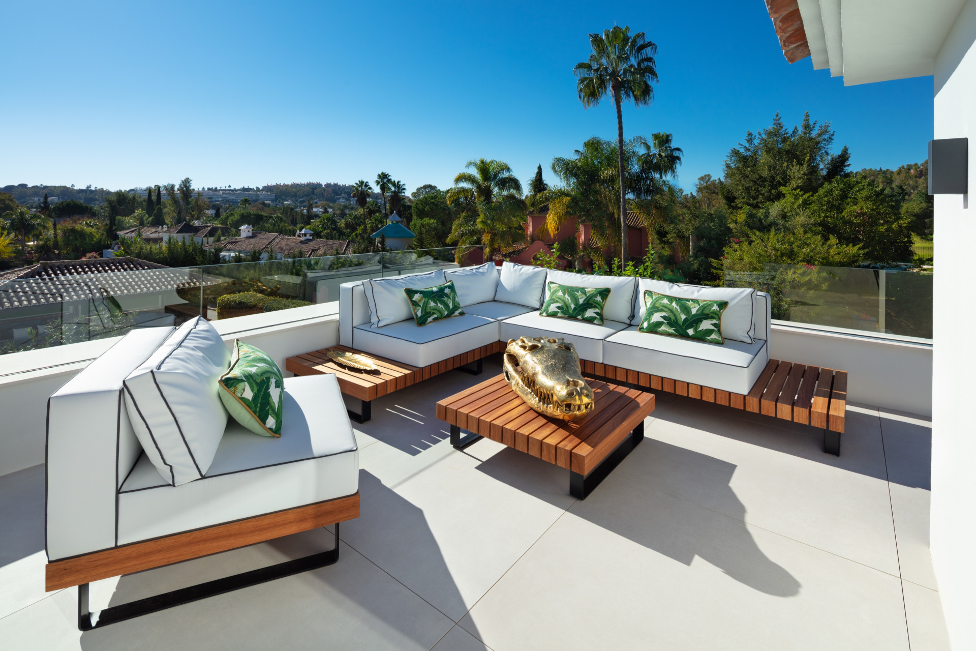 Villa Bodega Balcony Sitting Area