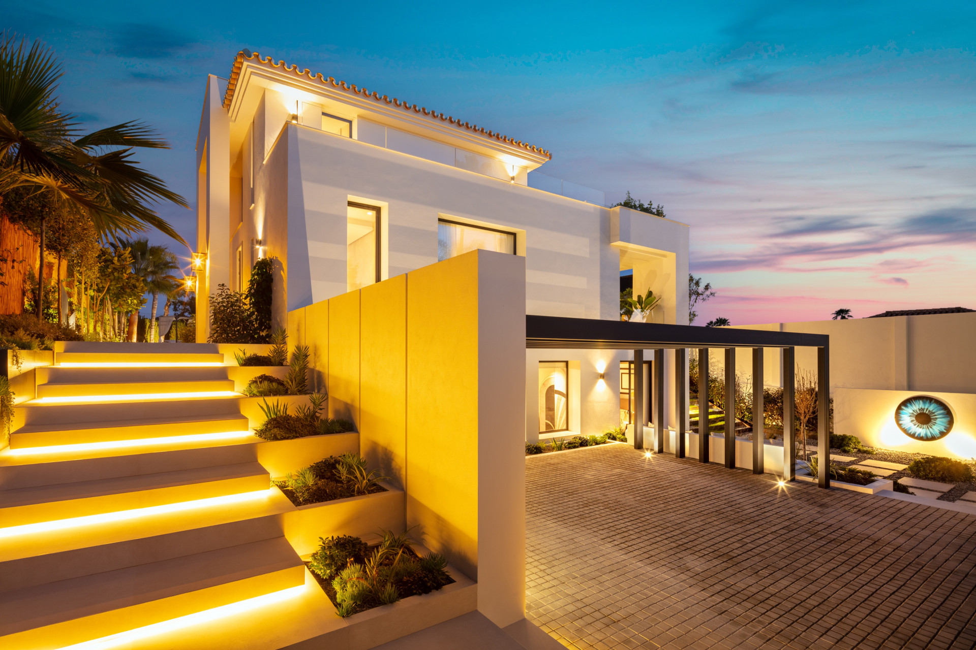 Villa Bodega Entrance and Parking