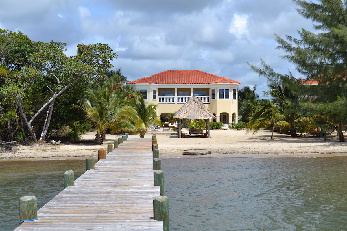 Villa Tipsy Gecko From Pier