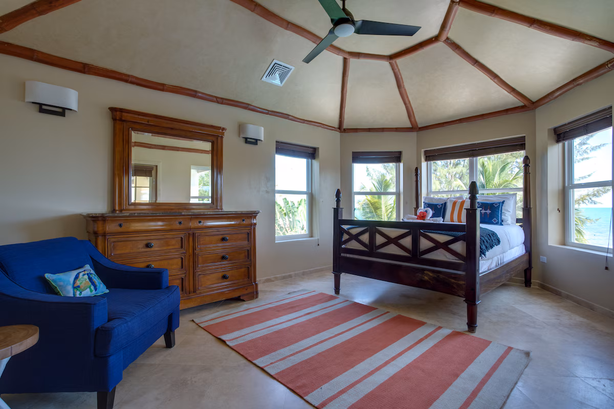 Villa Tipsy Gecko Second Master Bedroom
